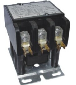 Three pole contactor